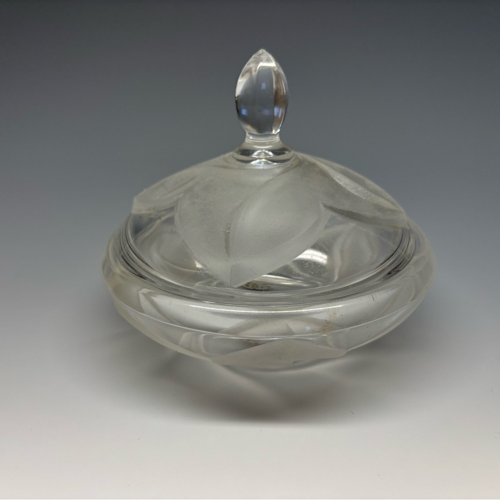 J.G. DURAND Cristal “Florence” Frosted Crystal France Covered Candy Dish